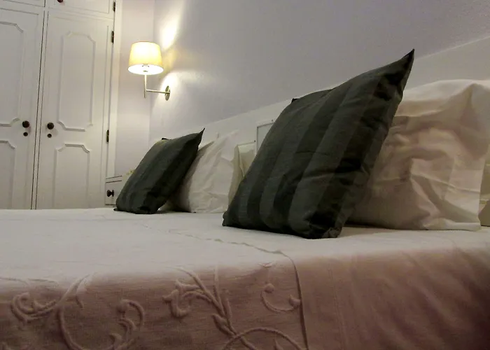 维亚纳堡花园酒店